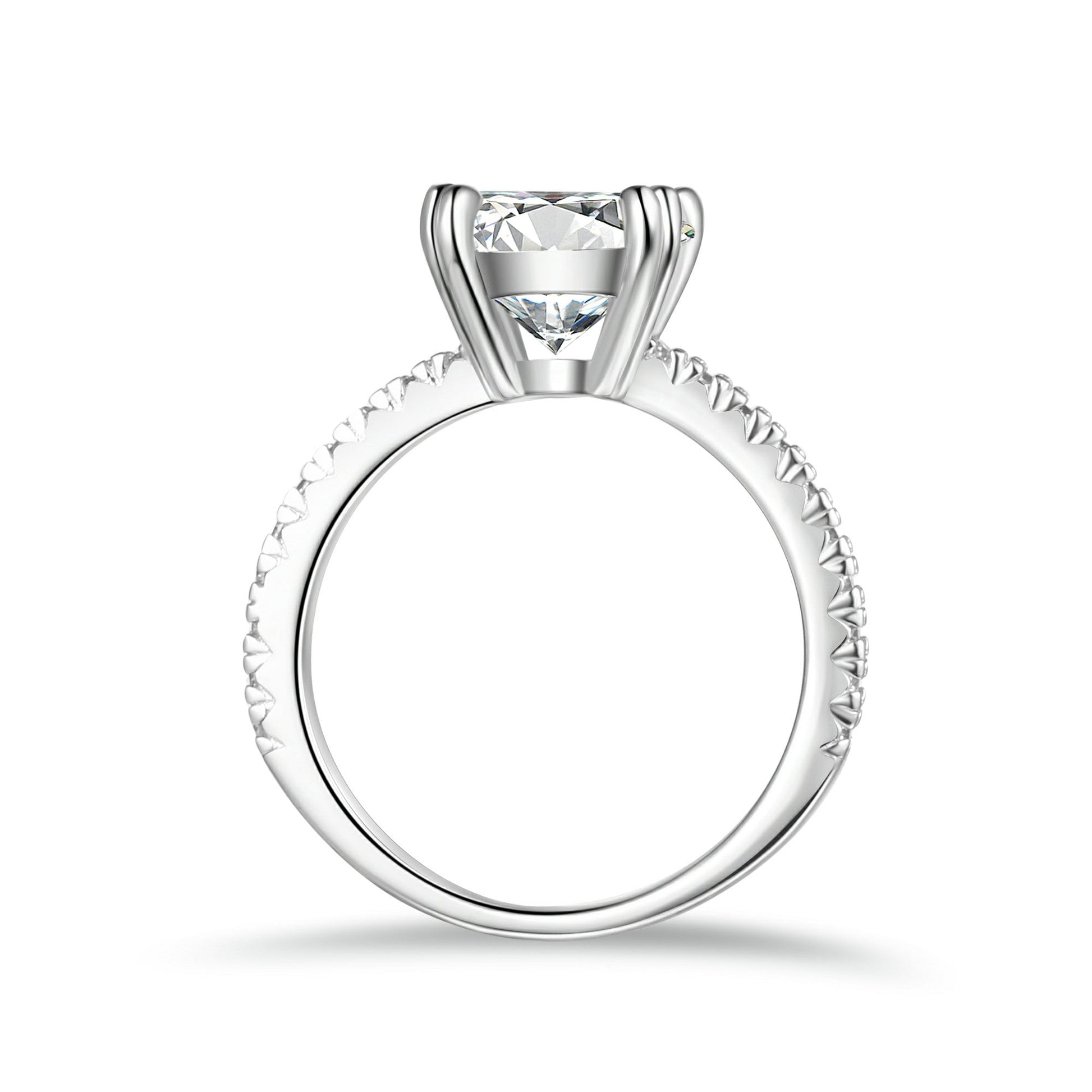 Round Cut Moissanite Engagement Ring Solitaire